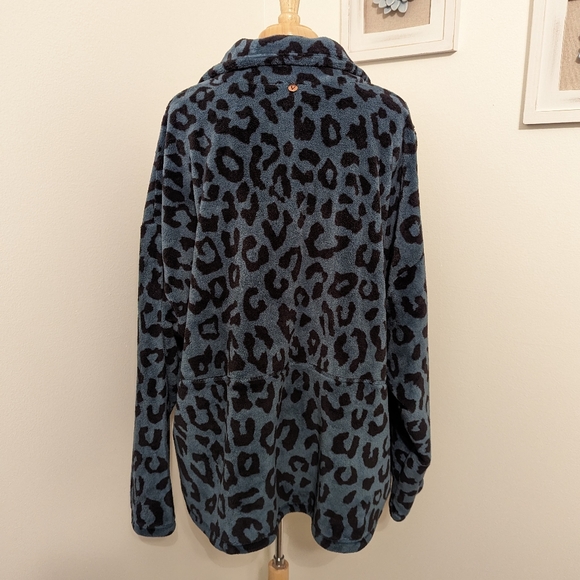 LIVI | Lane Bryant Half Zip Sherpa Pullover Leopard Print Melancholy 26/28 4X - Picture 8 of 11